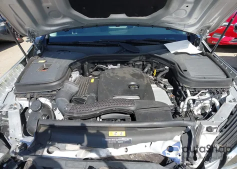 2016 Mercedes-Benz Glc 300 from USA, damaged, VIN WDC0G4JB9GF058970